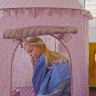 Pasito a Pasito Tenda de Jogos Cherry Flores +3 Anos | Farmácia d'Arrábida