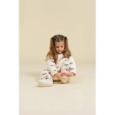Molis&Co TOG 2.5 Pijama Macacão com Mangas Fancy Teckels 6-7a |  Ideal para noites frias | Farmácia d'Arrábida