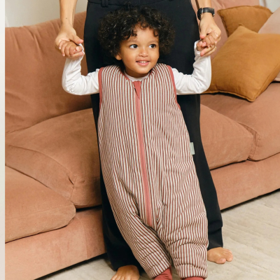 Molis&Co 1A TOG 2.5 Pijama Macacão Meias Removíveis Burgundy Stripes | Farmácia d'Arrábida