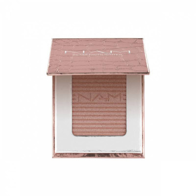 NAM Cosmetics Glass Highlighter Light Chaser 01