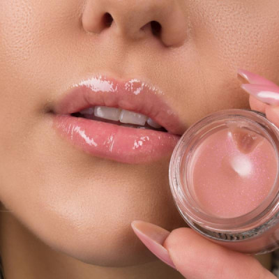 NAM Cosmetics Lip Filler Balm  | Farmácia d'Arrábida