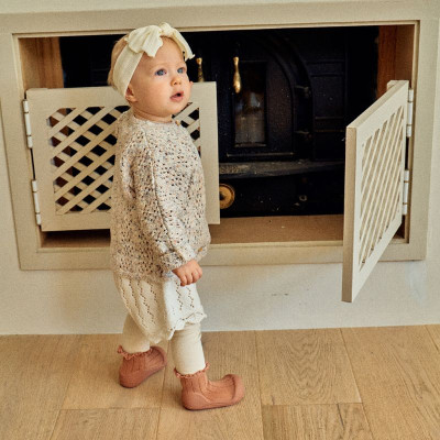 8809770866845 Attipas Frill Rose Tam. 19