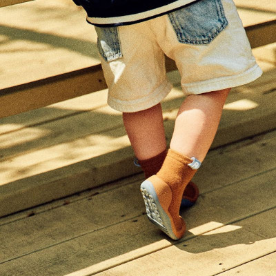 8809770866883 Attipas Label Camel Tam. 19