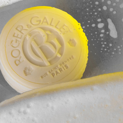 Roger & Gallet Cologne Twist Água de Colónia + Barra de Limpeza | Farmácia d'Arrábida