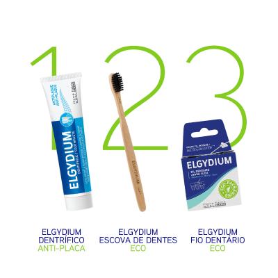 Elgydium Eco Escova de Dentes em Madeira Média | Farmácia d'Arrábida