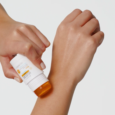 Heliocare 360º Pediatrics Stick FPS50+ 25g | Farmácia d'Arrábida