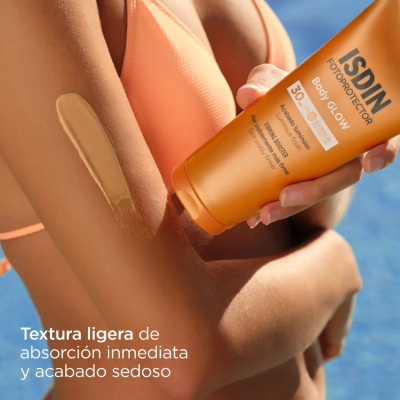 Isdin Fotoprotector Body GLOW Loção SPF30 200ml | Farmácia d'Arrábida