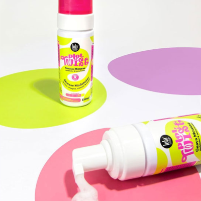 Lola Plot Twist Guava Mousse Modelador 150ml  | Farmácia d'Arrábida