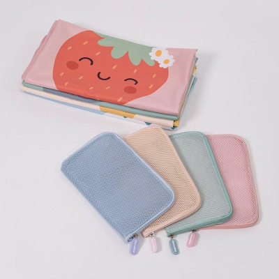 Monnëka Toalha Praia Microfibra Toucan | Farmácia d'Arrábida