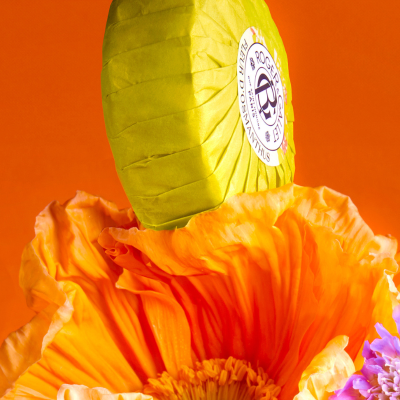 Roger & Gallet Fleur D'Osmanthus Sabonete Perfumado 100g | Farmácia d'Arrábida