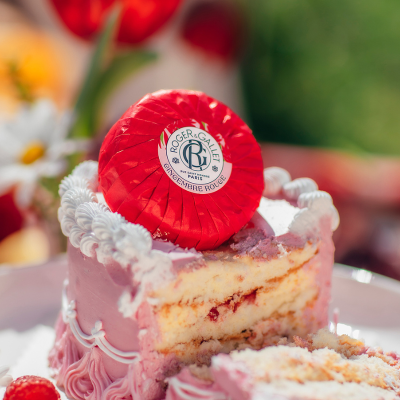 Roger & Gallet Gingembre Rouge Sabonete 100g | Farmácia d'Arrábida