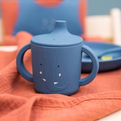 TRIXIE Copo Aprendizagem Silicone Mrs. Elephant | Farmácia d'Arrábida