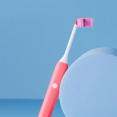 Balene by Bexident Junior Escova Infantil Rosa +6 Anos  | Farmácia d'Arrábida