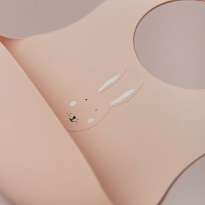 Trixie Pack 2 Babetes Silicone Mrs. Rabbit | Farmácia d'Arrábida