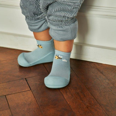 Attipas Bee Blue Tamanho 19 Sapato Barefoot | Farmácia d'Arrábida