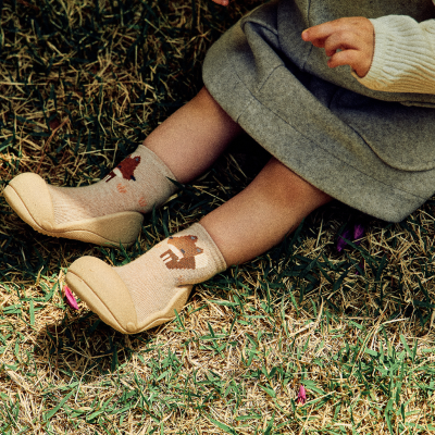 Attipas Woodland Beige Fox Tamanho 20 Barefoot | Farmácia d'Arrábida