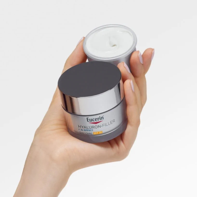 Eucerin Hyaluron-Filler + 3x Effect Creme Dia FPS30 Recarga | Farmácia d'Arrábida