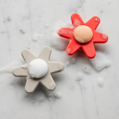 Nattou Spinner Silicone Flor Argila com Ventosa | Farmácia d'Arrábida