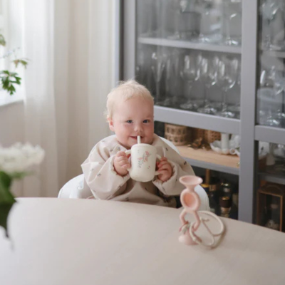 Mushie Copo Didático com Palha Pink Flowers +6M | Farmácia d'Arrábida