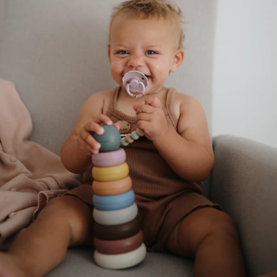 Mushie Jogo de Aneis para Empilhar Rustic +6M | Farmácia d'Arrábida