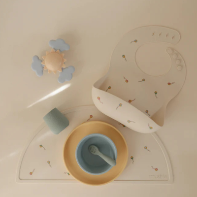 Mushie Babete Silicone Kites +6Meses | Farmácia d'Arrábida