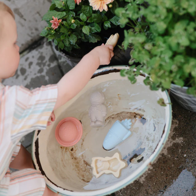 Mushie Brinquedos Banho Espaço 10+ Meses | Farmácia d'Arrábida