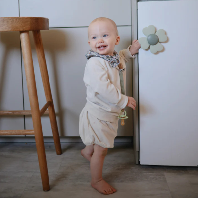 Mushie Spinner com Ventosa Lucky +10 Meses | Farmácia d'Arrábida