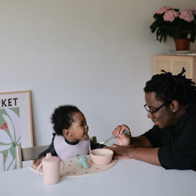 Mushie Taça com Ventosa Blush 6M+ | Farmácia d'Arrábida