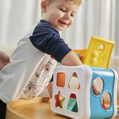 Chicco Cubo Mágico 2 em 1 10-36 Meses | Farmácia d'Arrábida