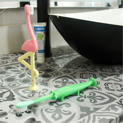 Dr. Brown's Escova Dentes Flamingo 1-4 Anos | Farmácia d'Arrábida