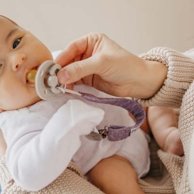 Copper Pearl Clipes para Chupeta Padrão Lacie | Farmácia d'Arrábida