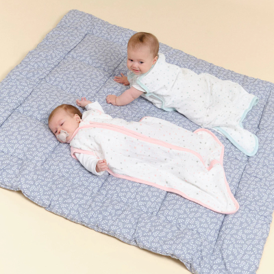 Molis&Co Tapete Bebé Blue Garden 120x120cm | Farmácia d'Arrábida