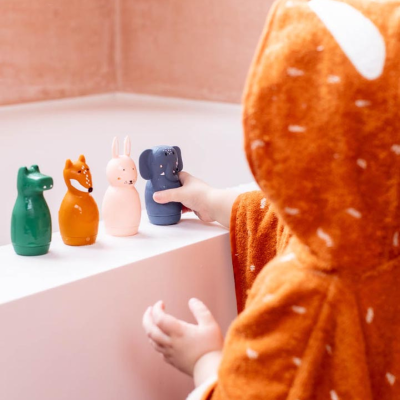 Trixie Brinquedo Banho Mrs. Rabbit & Mr. Fox 6m+ | Farmácia d'Arrábida