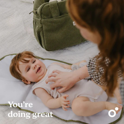 Doomoo Saco Maternidade e Muda Bebé Fluffy Bege | Farmácia d'Arrábida