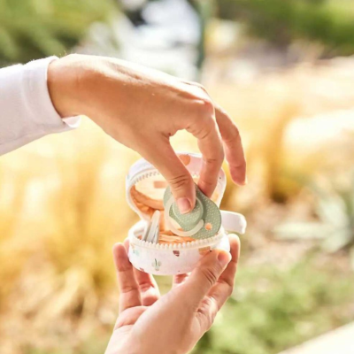 Miniland Valencia Porta-Chupetas com Fecho | Farmácia d'Arrábida