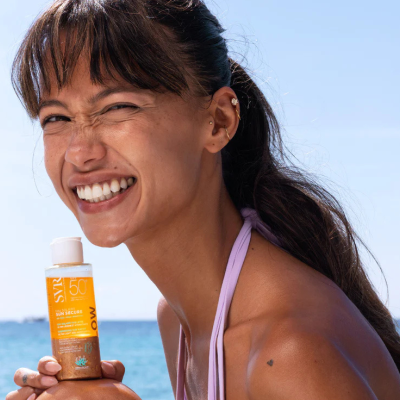 SVR Sun Secure Água Solar Glow SPF50+ 100ml | Farmácia d'Arrábida