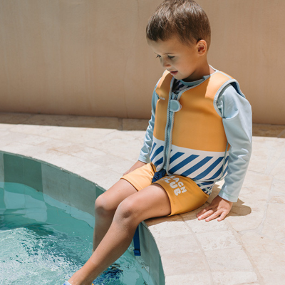 Monnëka Colete Flutuante Stripes Blues & Beyond 3-6A | Farmácia d'Arrábida