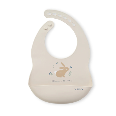 8424568166428 Saro Babete Impermeável Bebé Party Cotton Bunnies | Babete Aprendizagem Alimentação