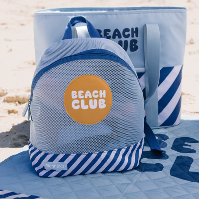 Monnëka Mochila Anti-Areia Stripes Blues & Beyond 30cm | Farmácia d'Arrábida