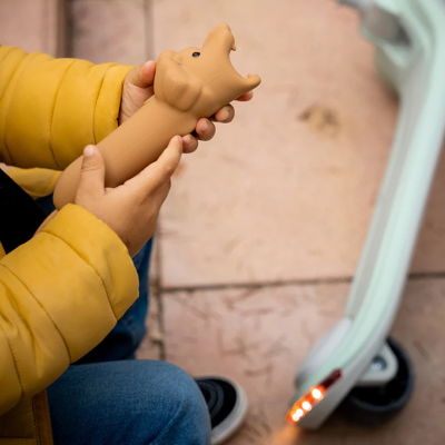 Saro Lanterna Infantil Silicone Leão | Farmácia d'Arrábida