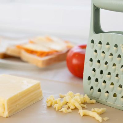 KiddiKutter Ralador Infantil Sage com Luva de Proteção | Farmácia d'Arrábida