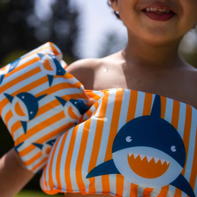 Swim Essentials Flutuador Tropic Shark 2-6A 15-30kg | Farmácia d'Arrábida